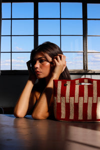 Lisboa Medium Clutch